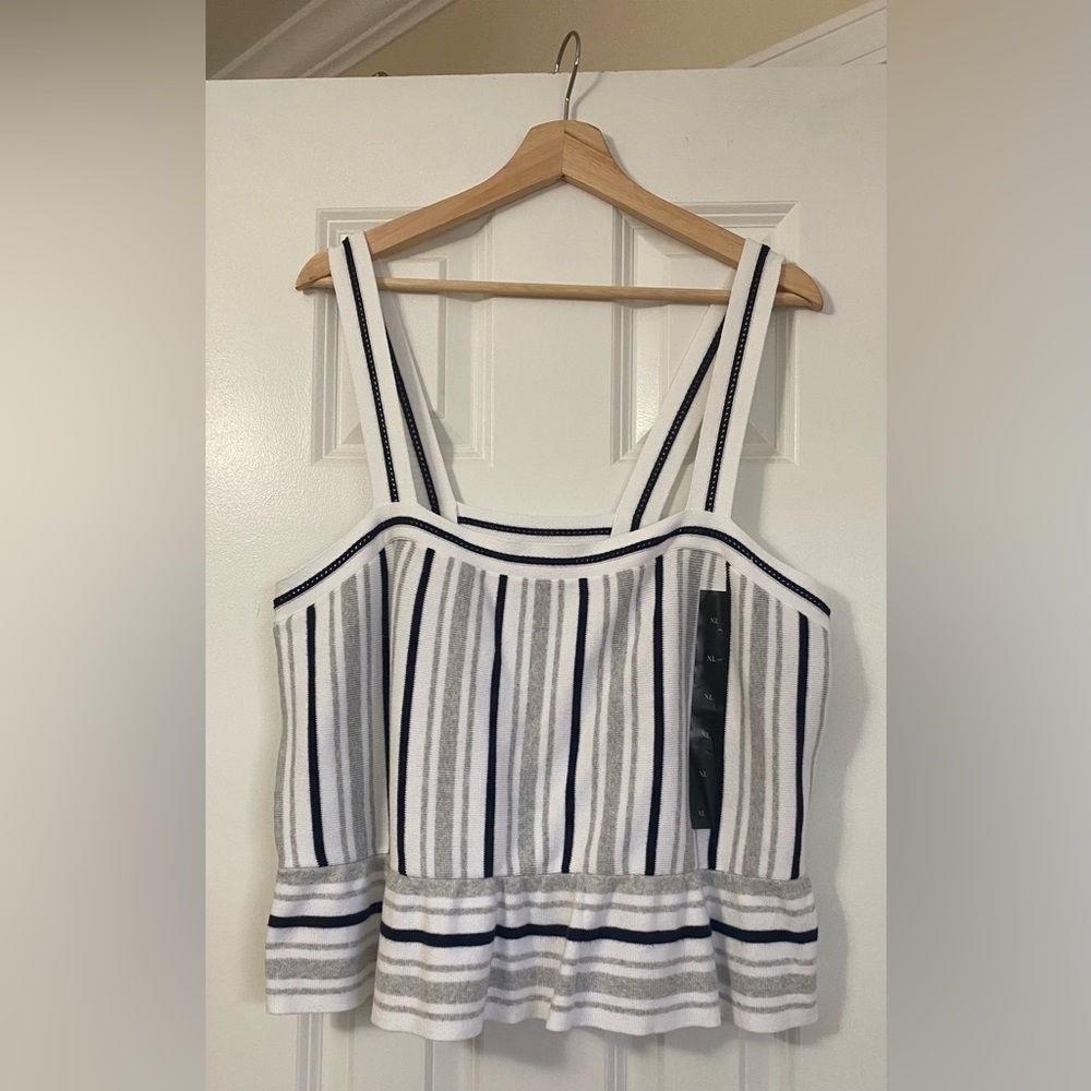 New With Tags Banana Republic Sweater Tank Top